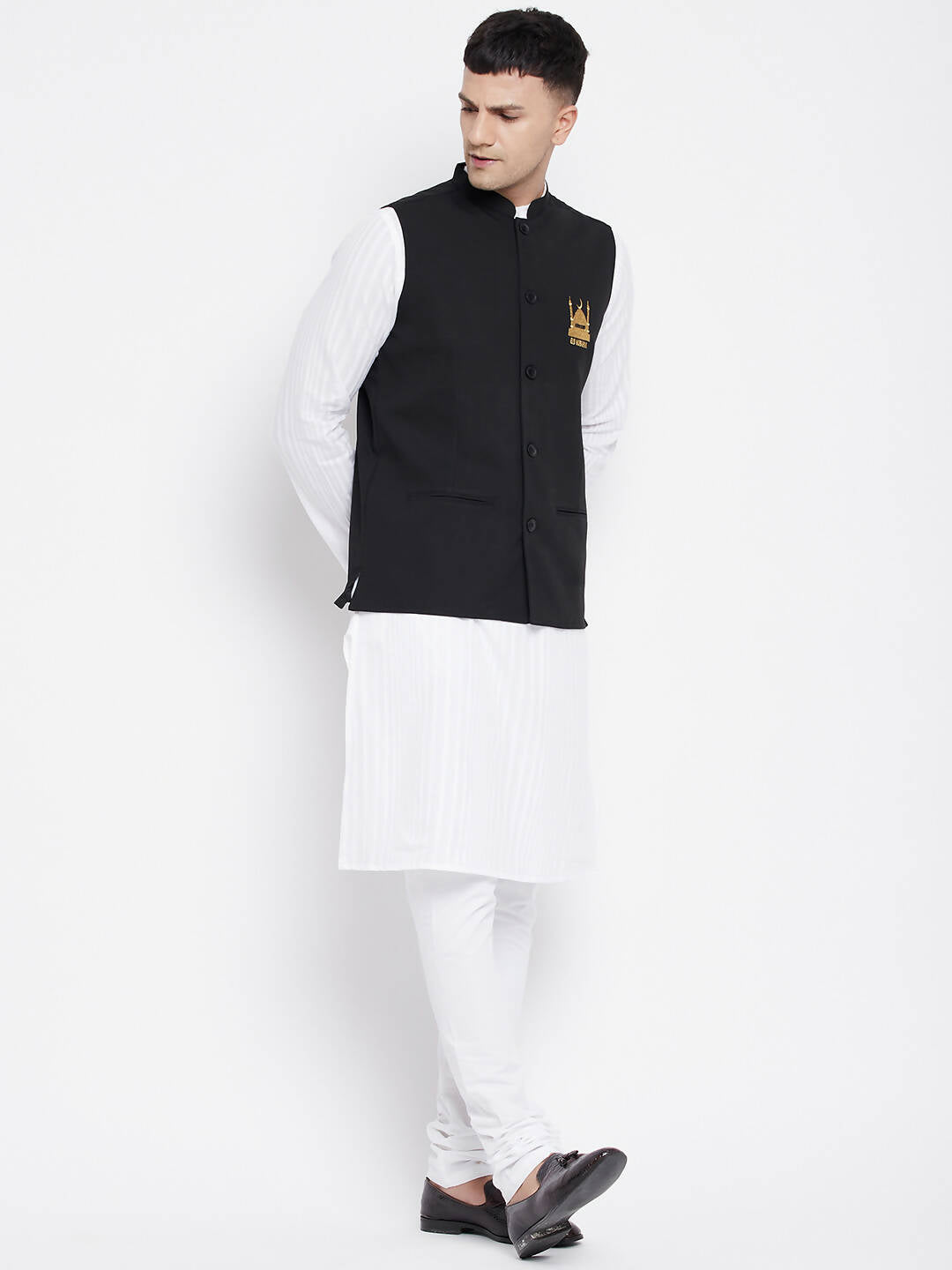 Even Apparels Black Pure Cotton White Kurta Sets With Eid Insignia Jackets PW66 | Swadesiicart