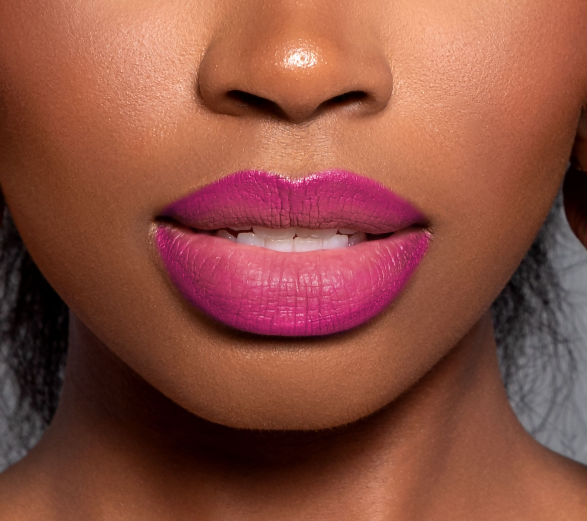 Natasha Moor Legendary Lip Liner - Courage - Swadesiicart