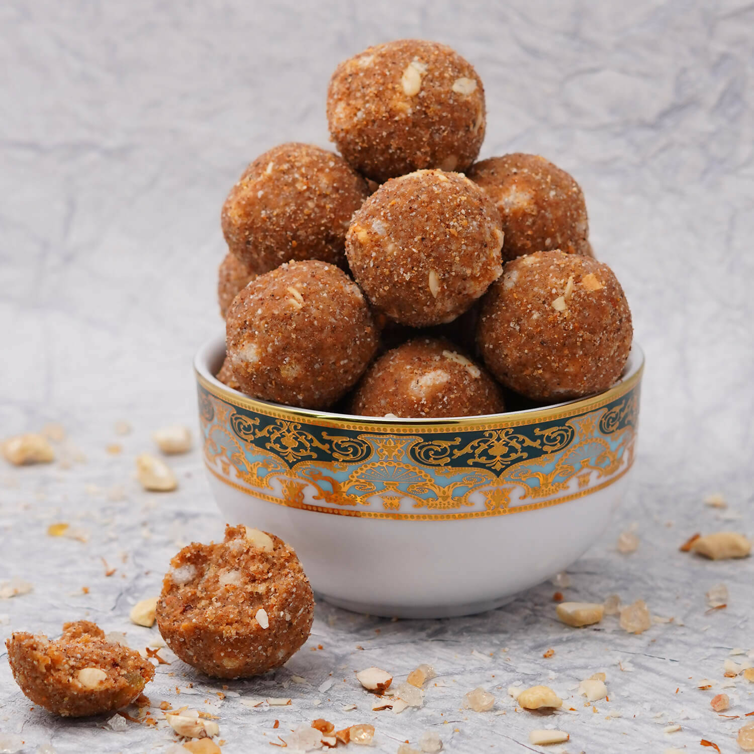 Paranjape Foods Dink Ladoo | Swadesiicart