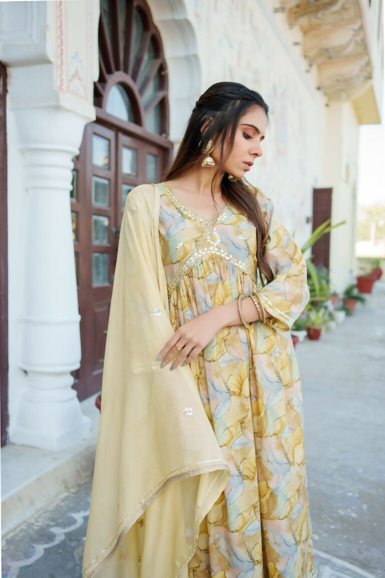 Vaasva Women Yellow Muslin Embroidered Kurta, Pant & Dupatta Set | Swadesiicart
