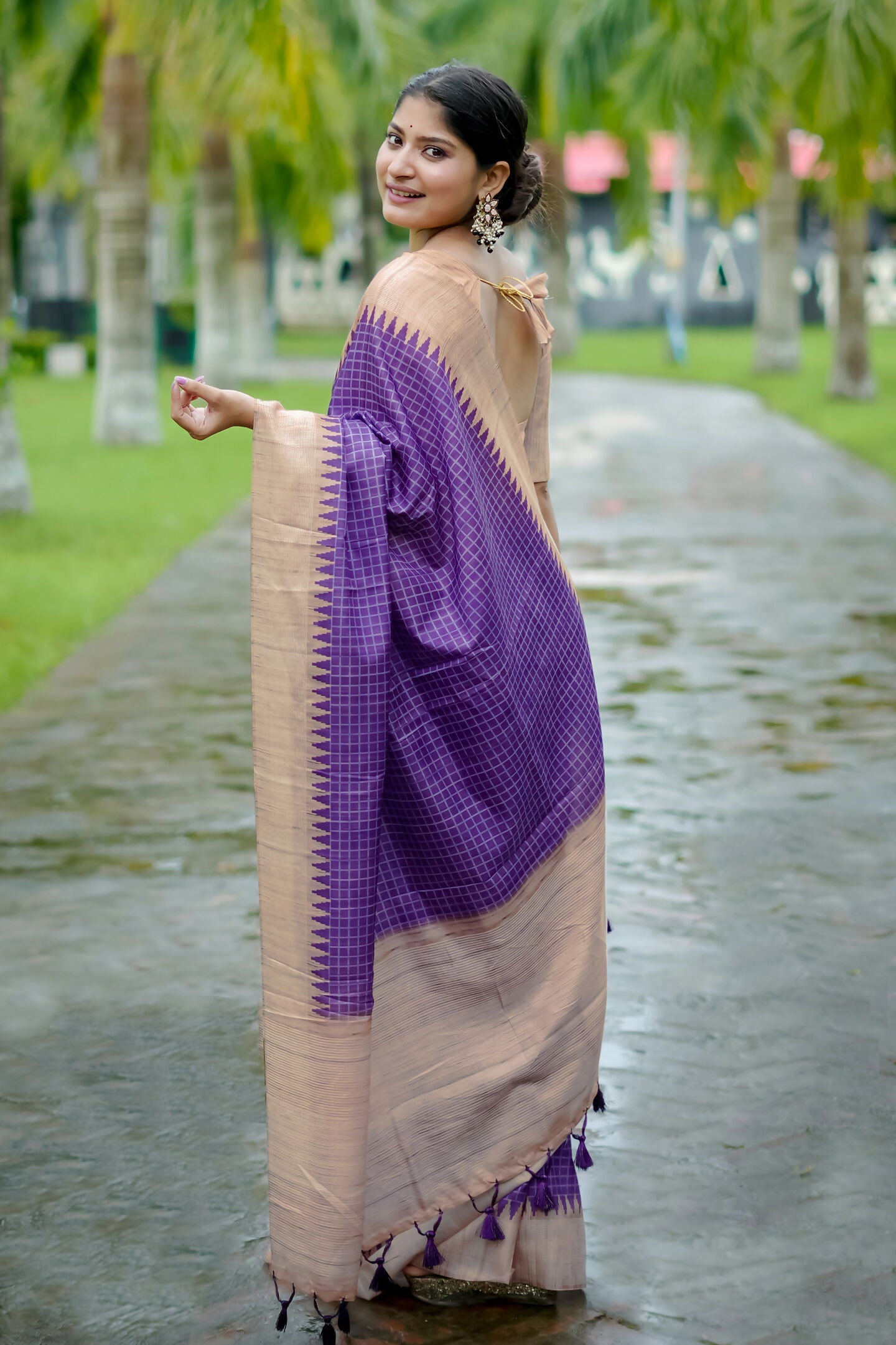 Vishnu Weaves Women's Purple Tussar Silk Woven Saree with Blouse - Swadesiicart