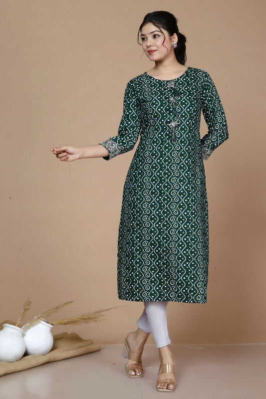 Miravan Women's Rayon Bandhani Print Straight Kurta Green - Swadesiicart