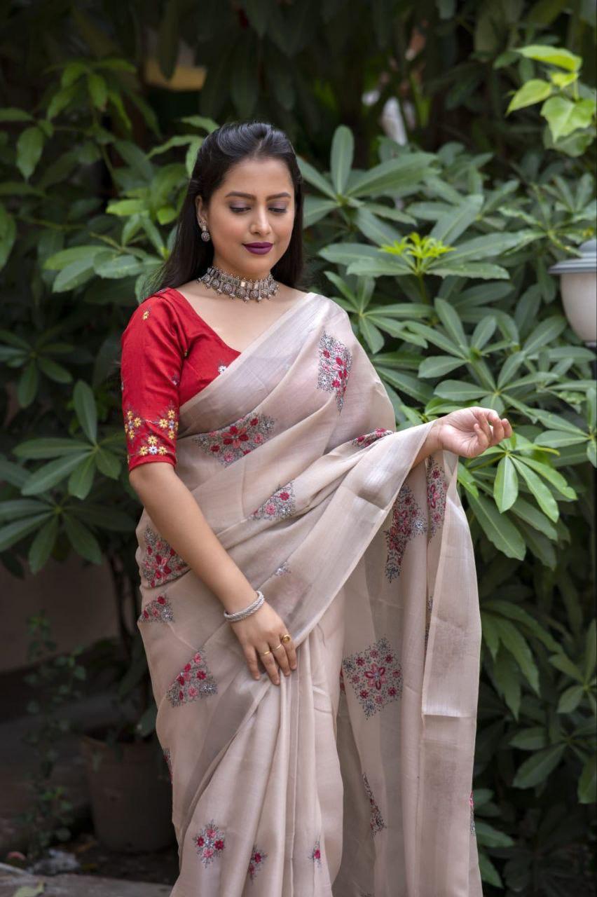 Fossil Pure Linen Ethnic Motifs Saree with Unstitched Blouse - Hiral Fashion | Swadesiicart