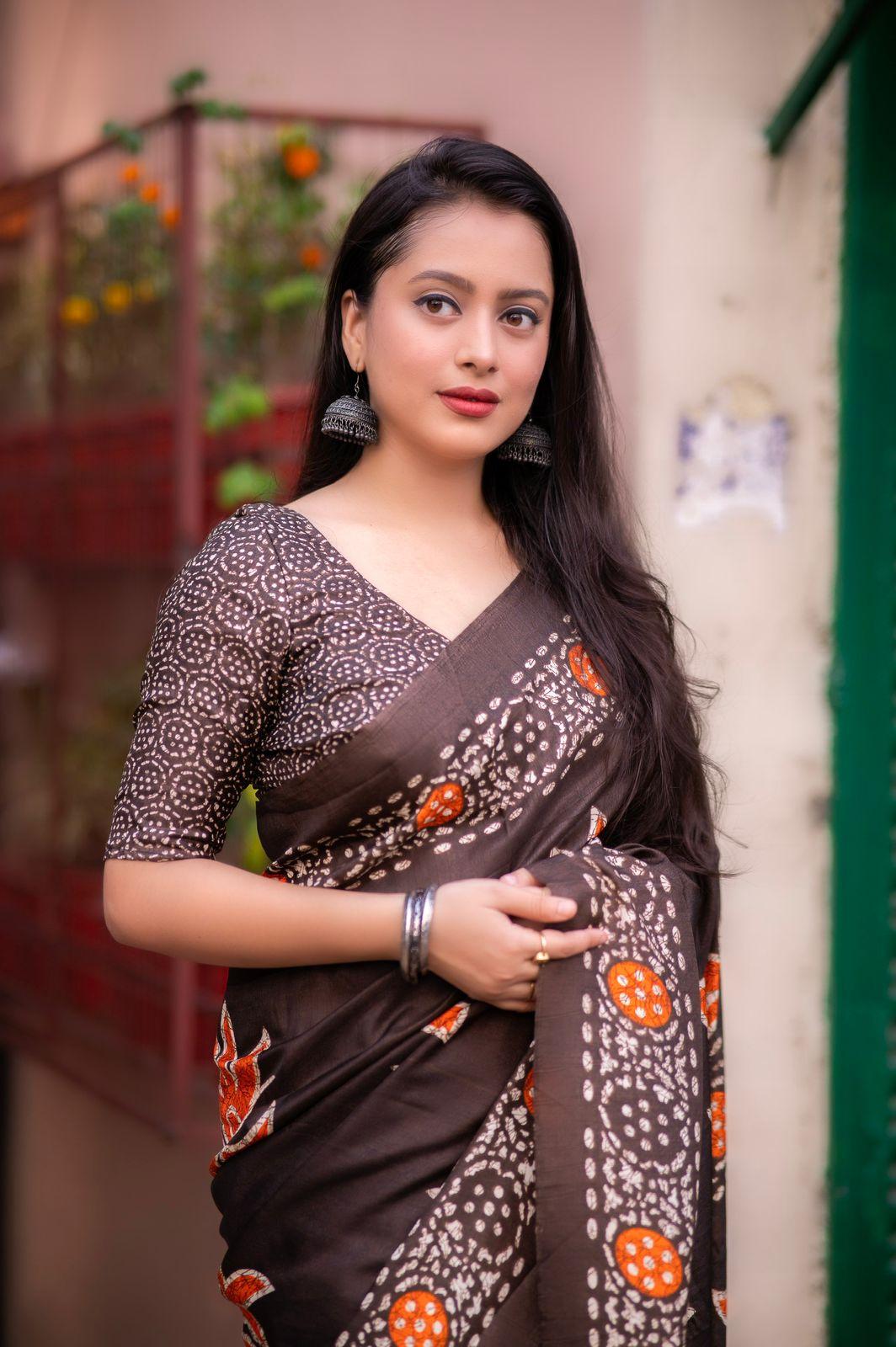 Coffee Silk Blend Ethnic Motifs Saree with Unstitched Blouse - Hiral Fashion | Swadesiicart