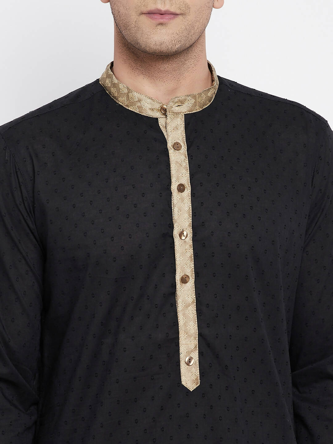 Even Apparels Black Pure Cotton Men's Kurta With Contrast Collar And Placket | Swadesiicart