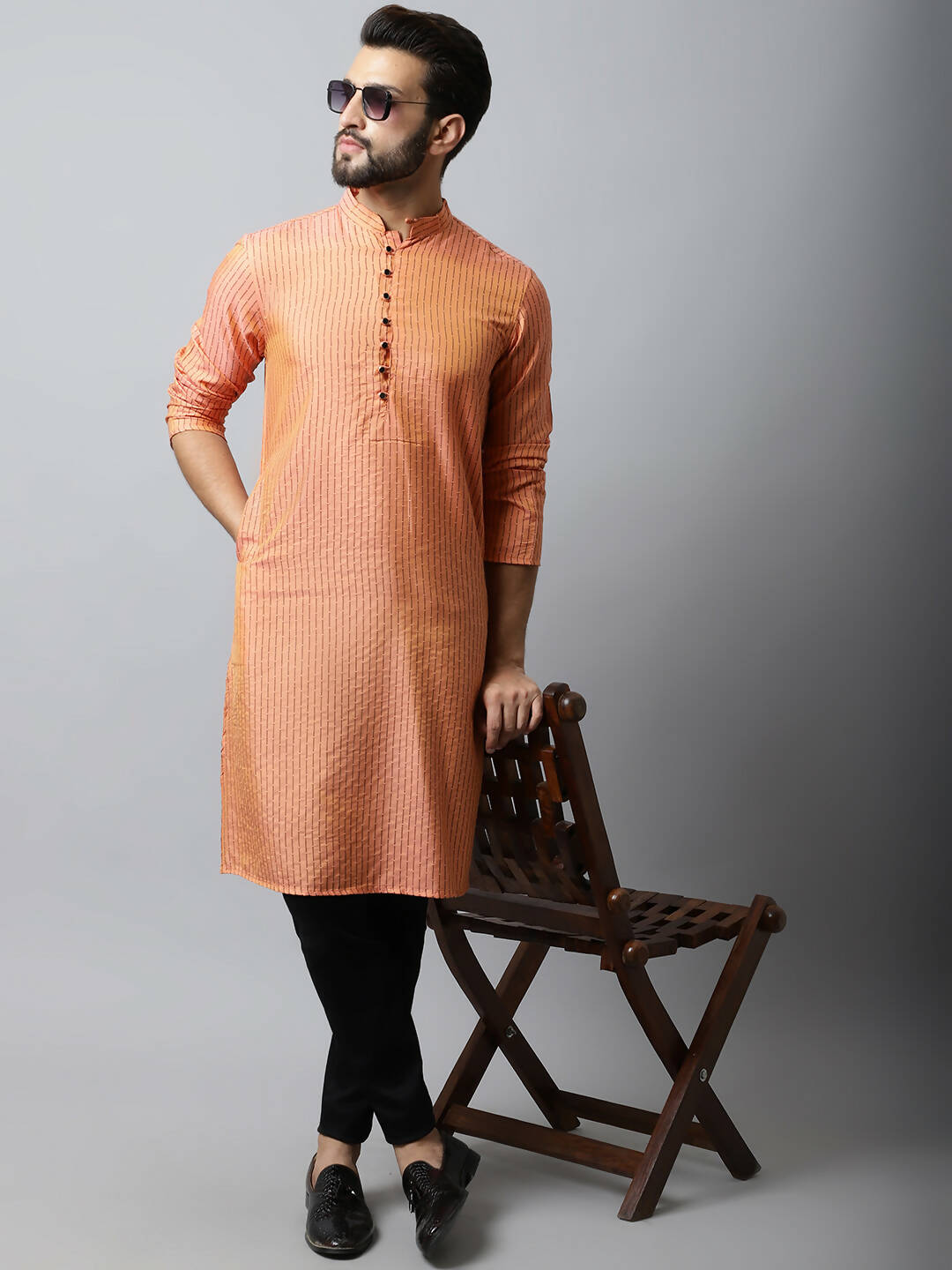 Even Apparels Red Color Pure Cotton Men's Kurta With Side Placket (STR1199) | Swadesiicart