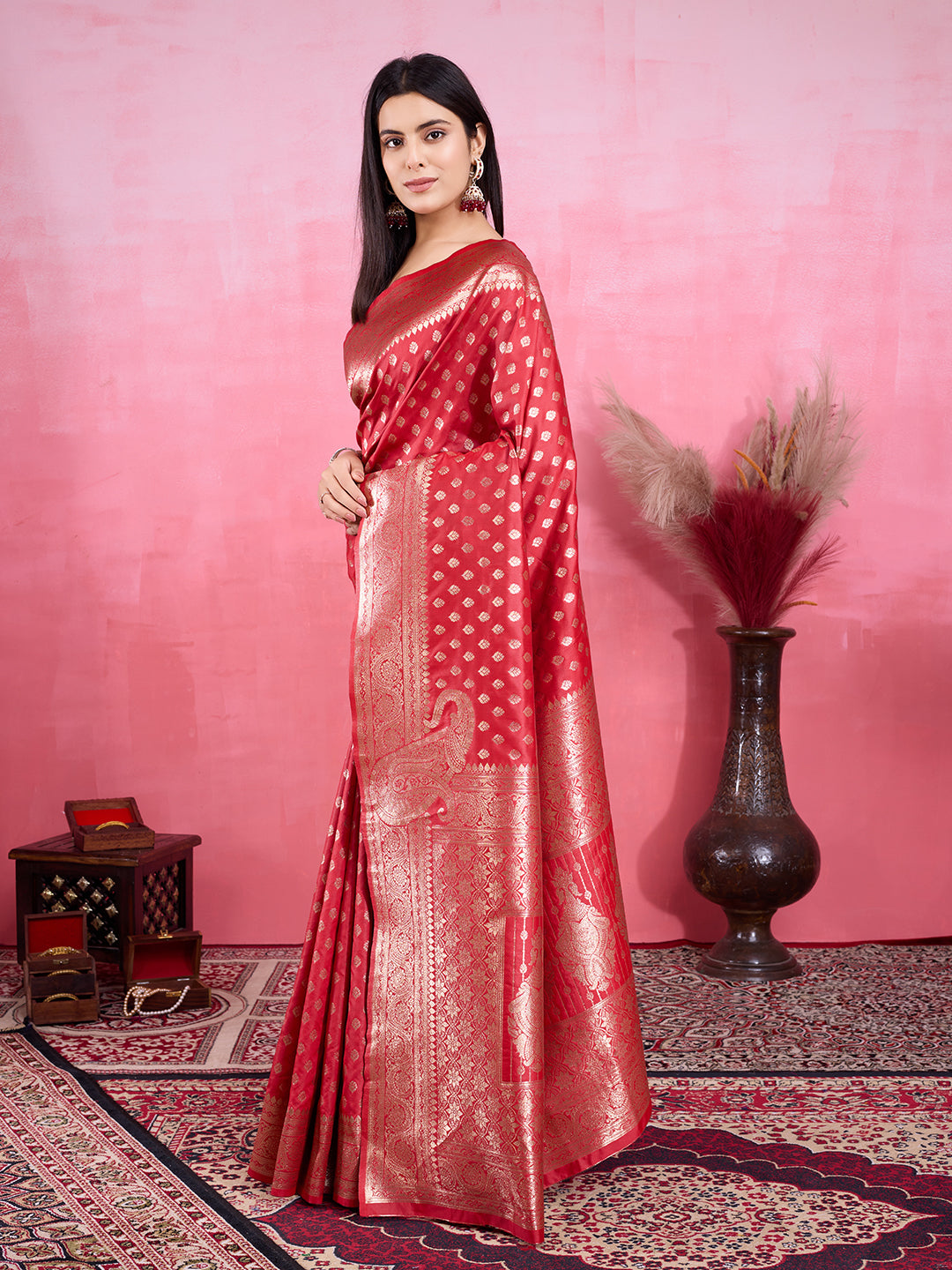 Vedant Vastram Banarasi Silk Fashion Saree - Red | Swadesiicart