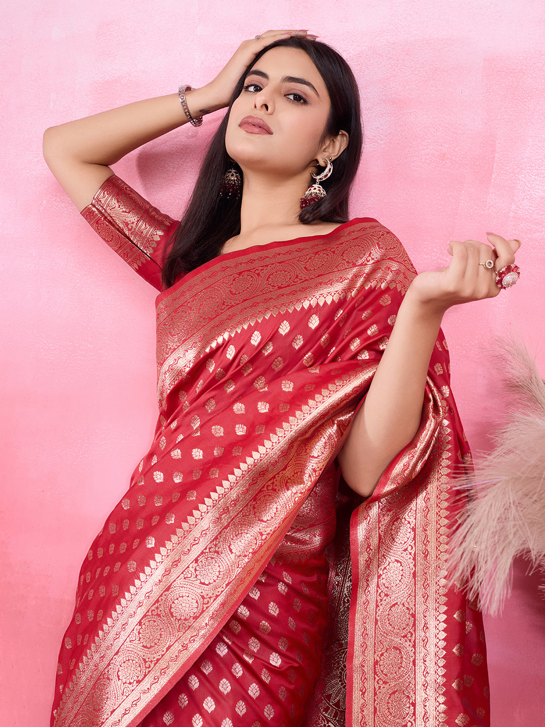 Vedant Vastram Banarasi Silk Fashion Saree - Red | Swadesiicart