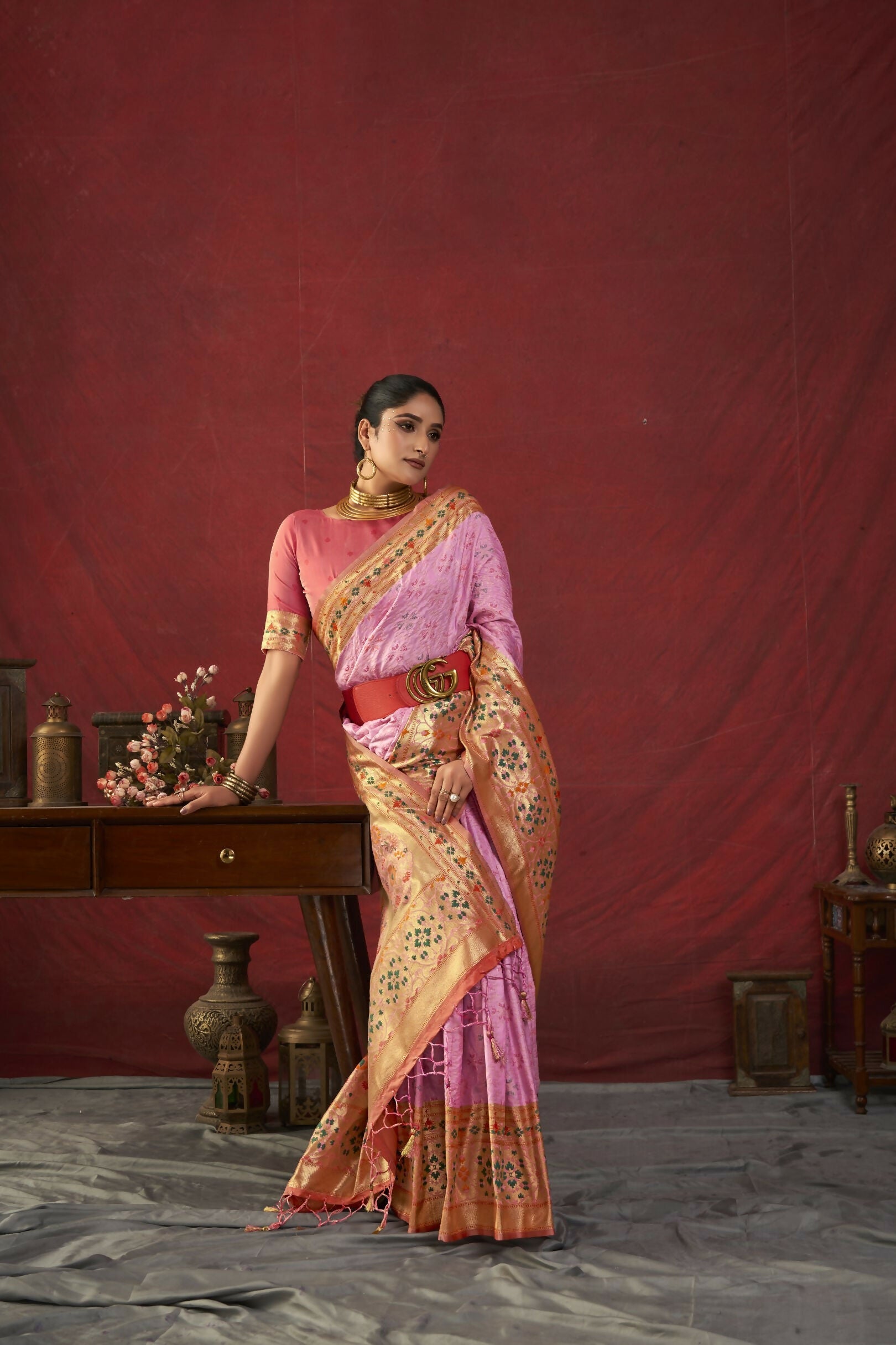 Vishnu Weaves Women's Baby-Pink Paithani Silk Saree with Blouse - Swadesiicart