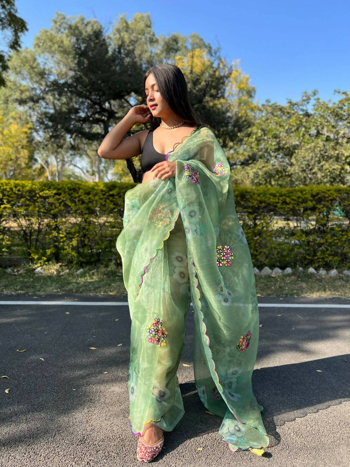 Vamsee Green Organza Saree - Swadesiicart