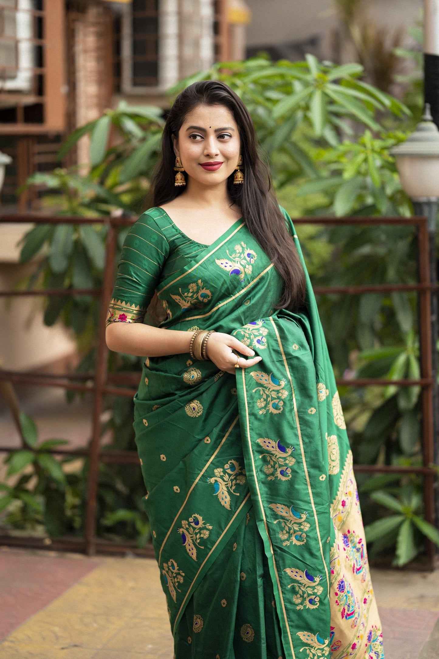 Green Pure Silk Woven Design Saree with Unstitched Blouse - Hiral Fashion | Swadesiicart