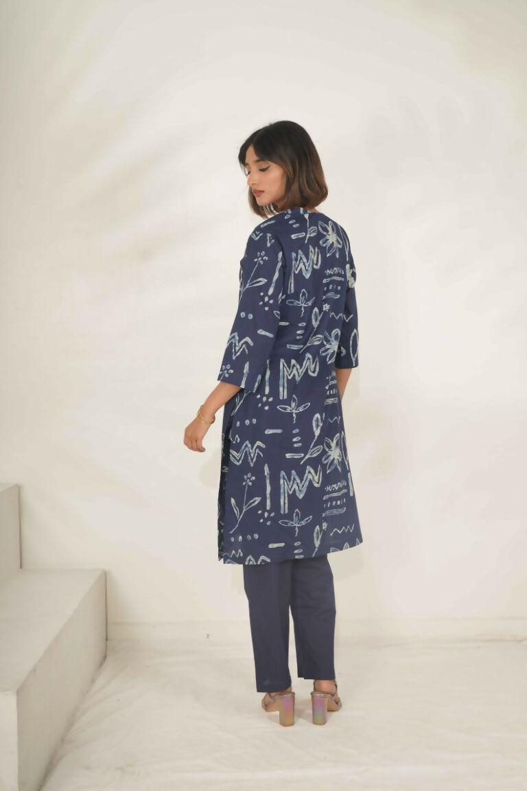 Miravan Women's Abstract Printed Cotton Blue Co-Ord Set - Swadesiicart