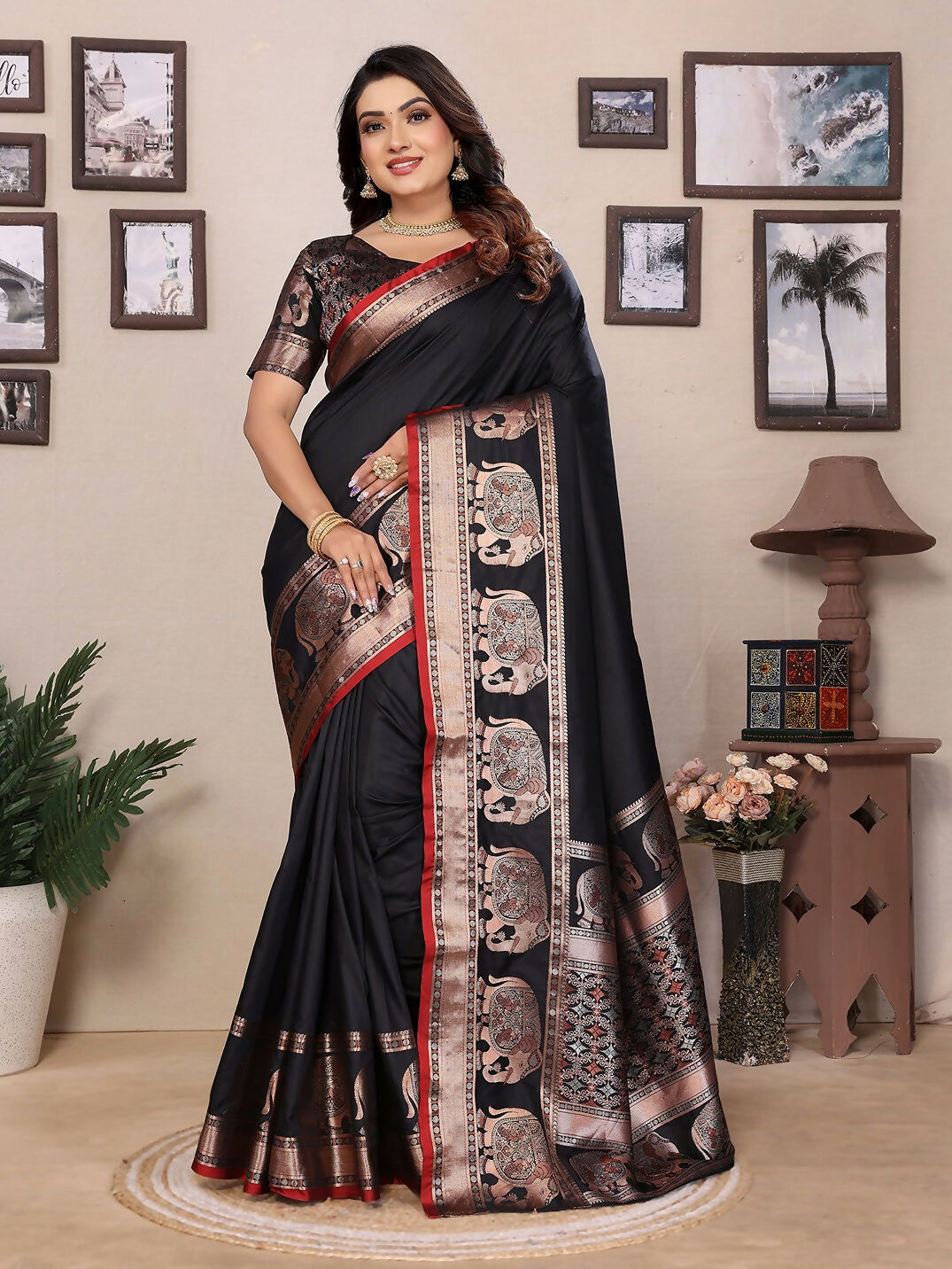 Joban Fashion Black Solid Banarasi Silk Sarees | Swadesiicart