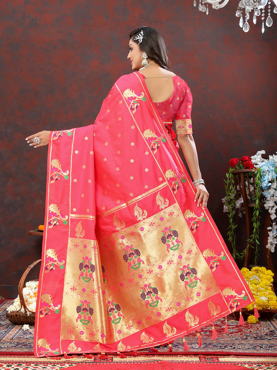 Lorenvalley Fashion Peach Soft Paithani Silk Woven Design Gold Zari Meenakari Weaving Saree - Swadesiicart
