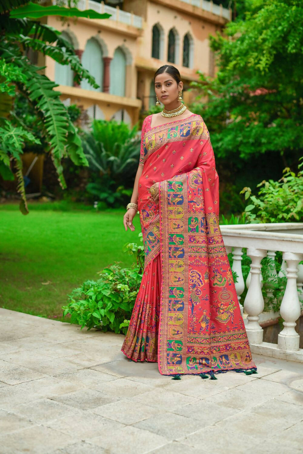 Vishnu Weaves Women's Red Banarasi Silk Kashmiri Woven Saree with Blouse - Swadesiicart