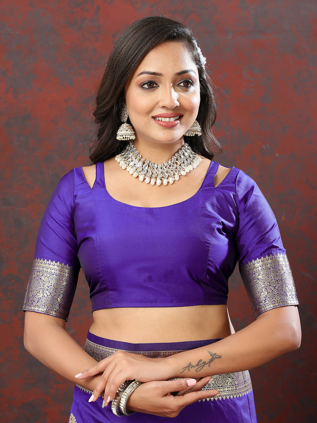 Lorenvalley Fashion Purple Soft Silk Woven Design Gold Zari Weaving Saree - Swadesiicart