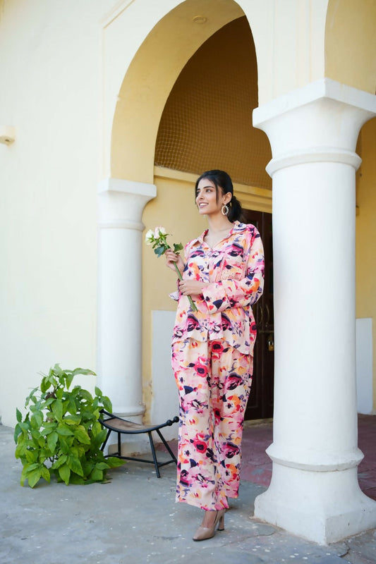 Vaasva Women Peach Muslin Floral Shirt & Pant Set - Swadesiicart