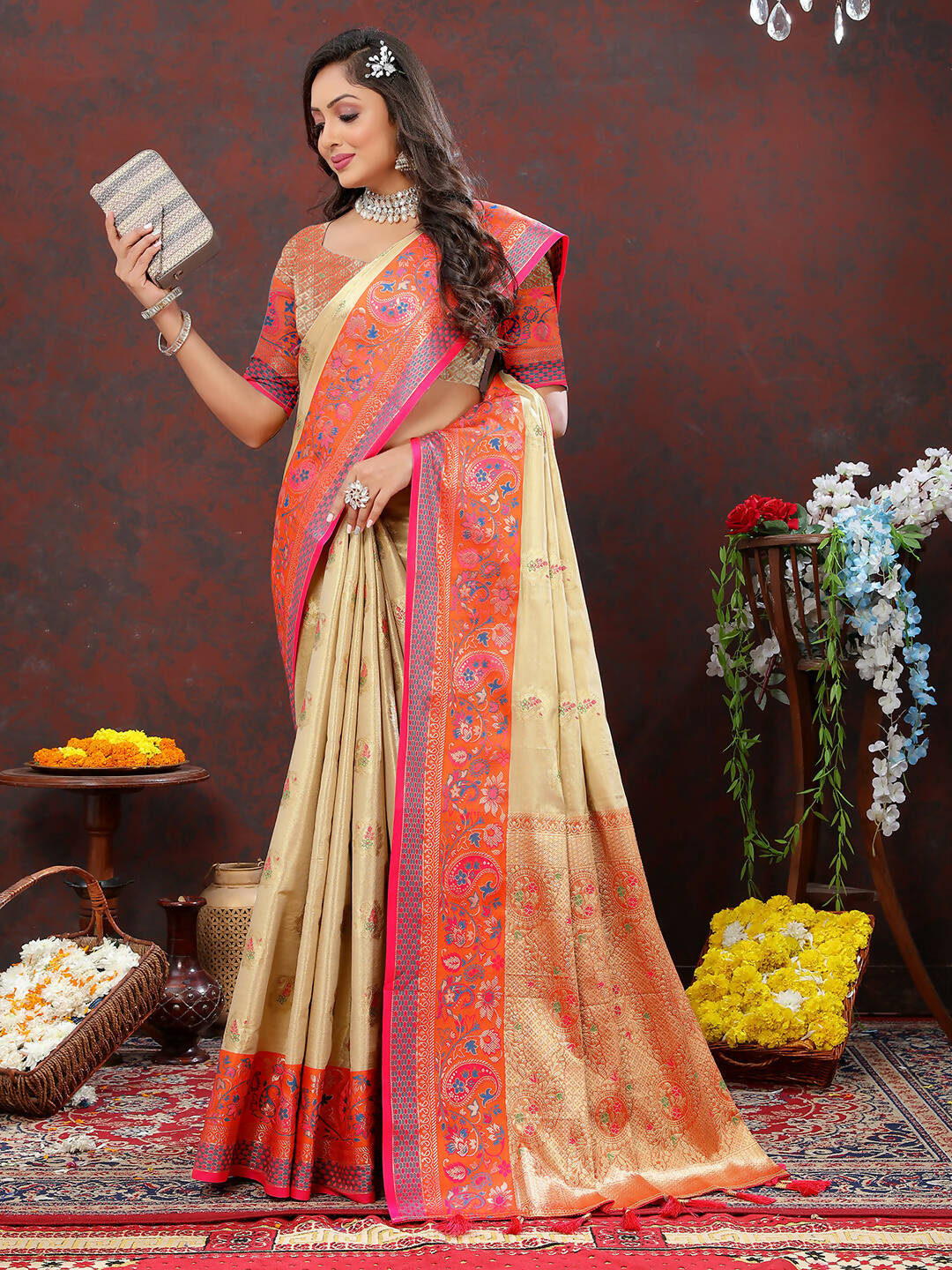 Lorenvalley Fashion Cream Kanjivaram Silk Woven Design with Zari Weaving Saree - Swadesiicart