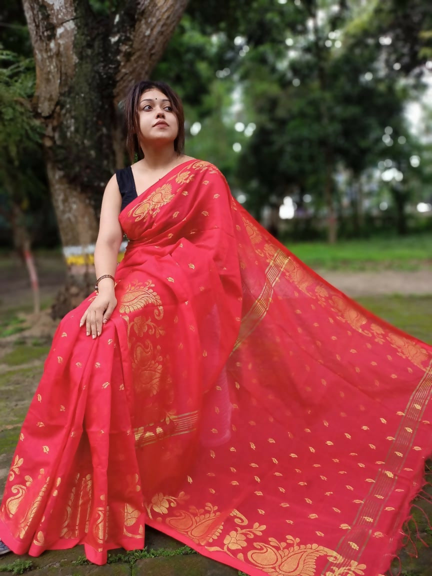 Exclusive Collection Red Beautiful Cotton Silk Saree - Swadesiicart