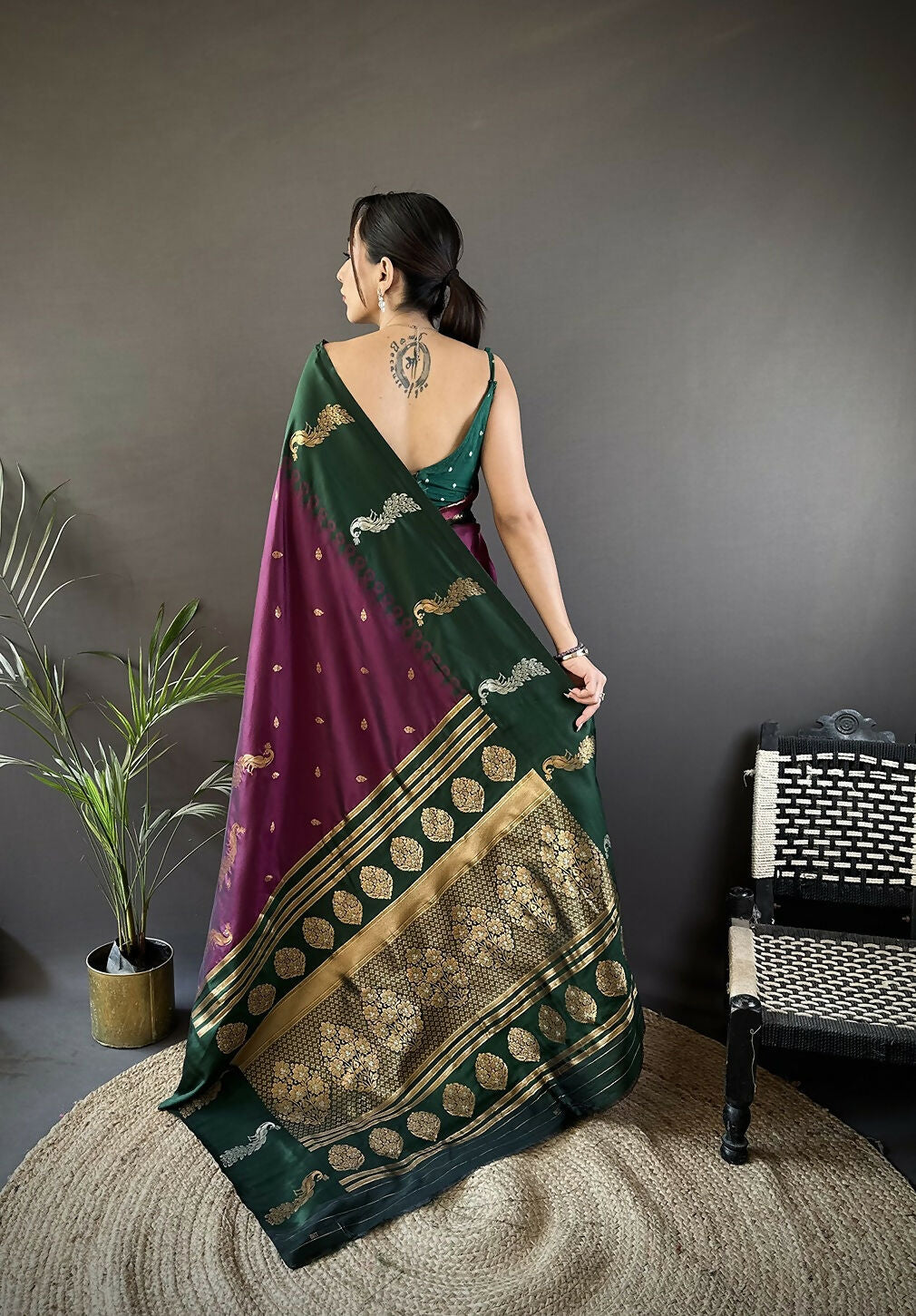 Joban Fashion Green Peacock,Butti Banarasi Silk Sarees | Swadesiicart