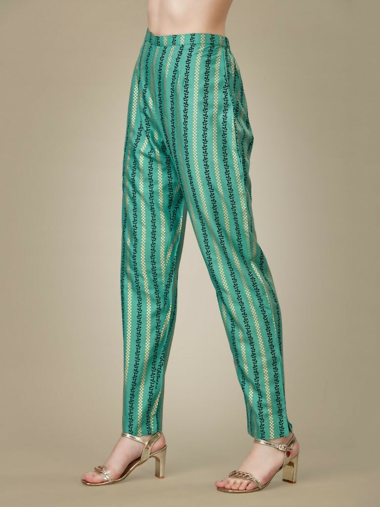 Jyoti Fashion Women's Pista Green Rayon Embroidered Kurta Pant Set | Swadesiicart