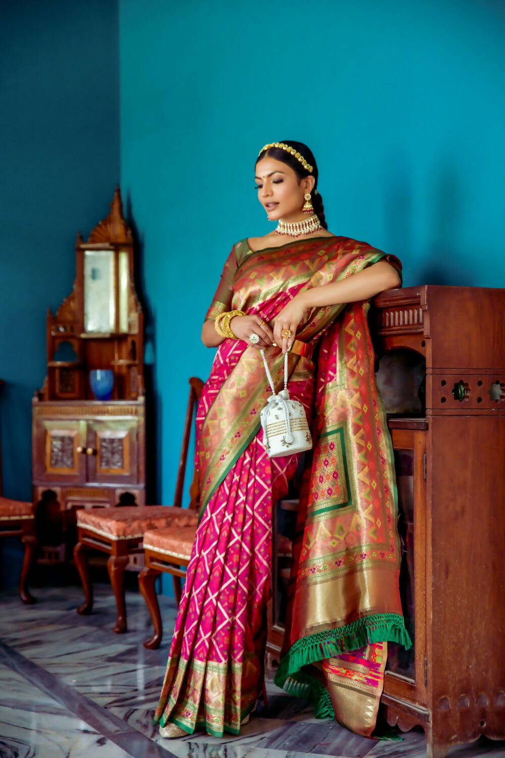 Vishnu Weaves Women's Wine Patola Banarasi Silk Meenakari Zari Woven Saree with Blouse - Swadesiicart