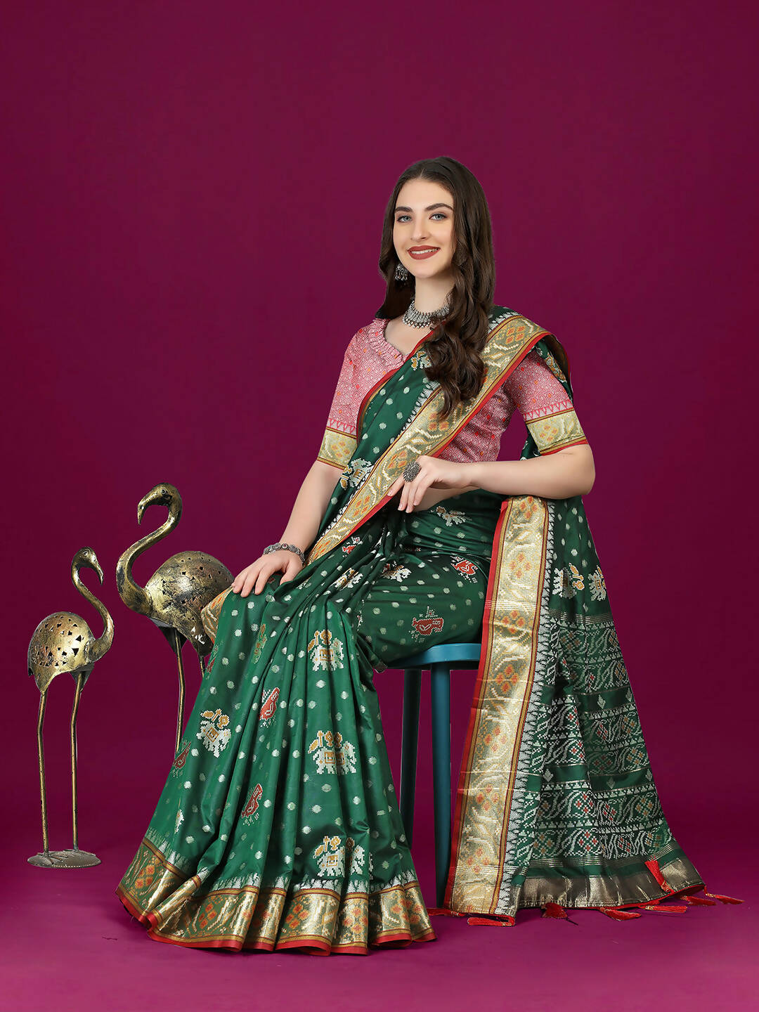 Lorenvalley Fashion Green Patola Silk Woven Design Zari Meenakari Weaving Saree - Swadesiicart