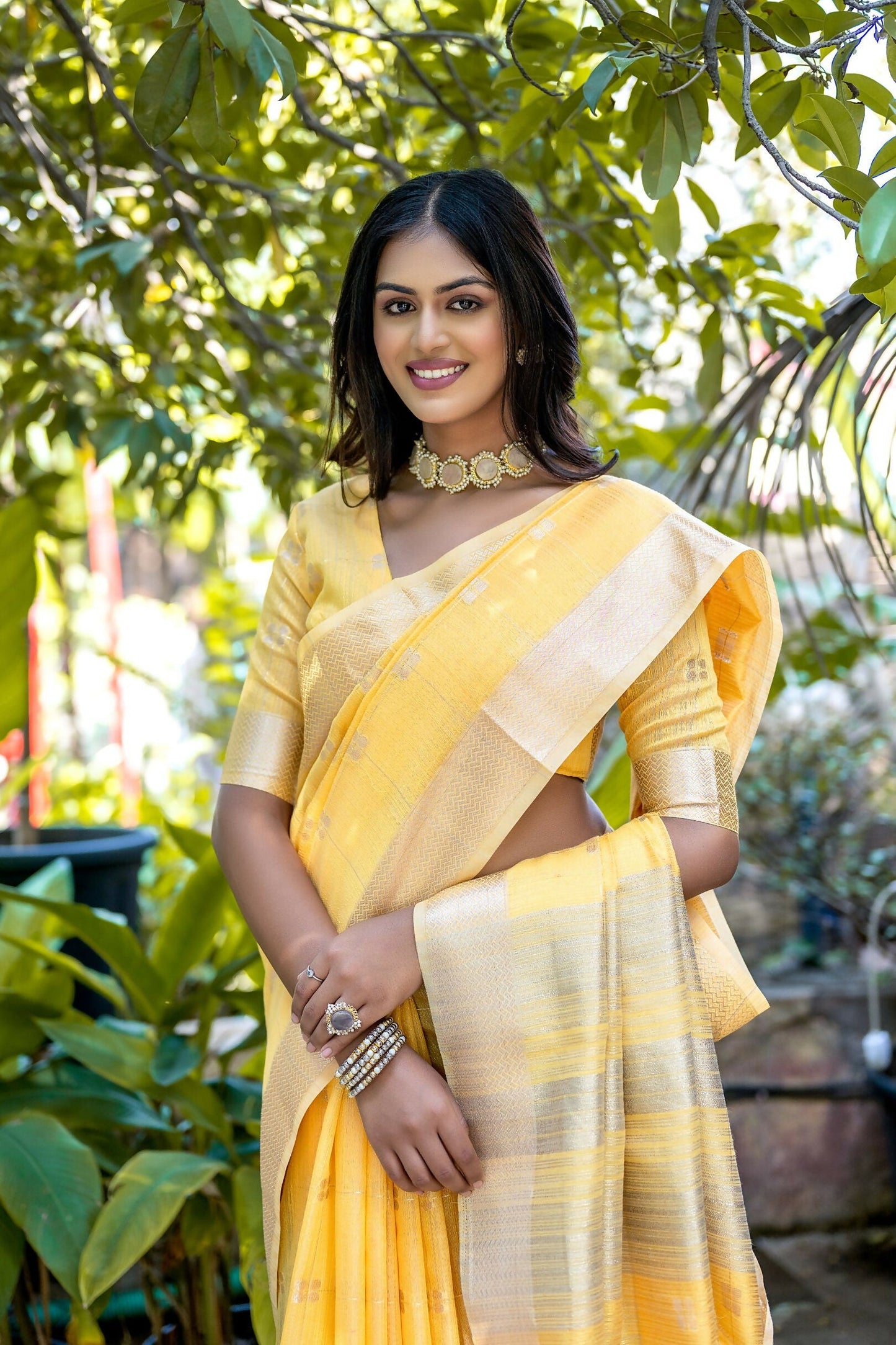 Vishnu Weaves Women's Yellow Pure Cotton Zari Woven Saree with Blouse - Swadesiicart