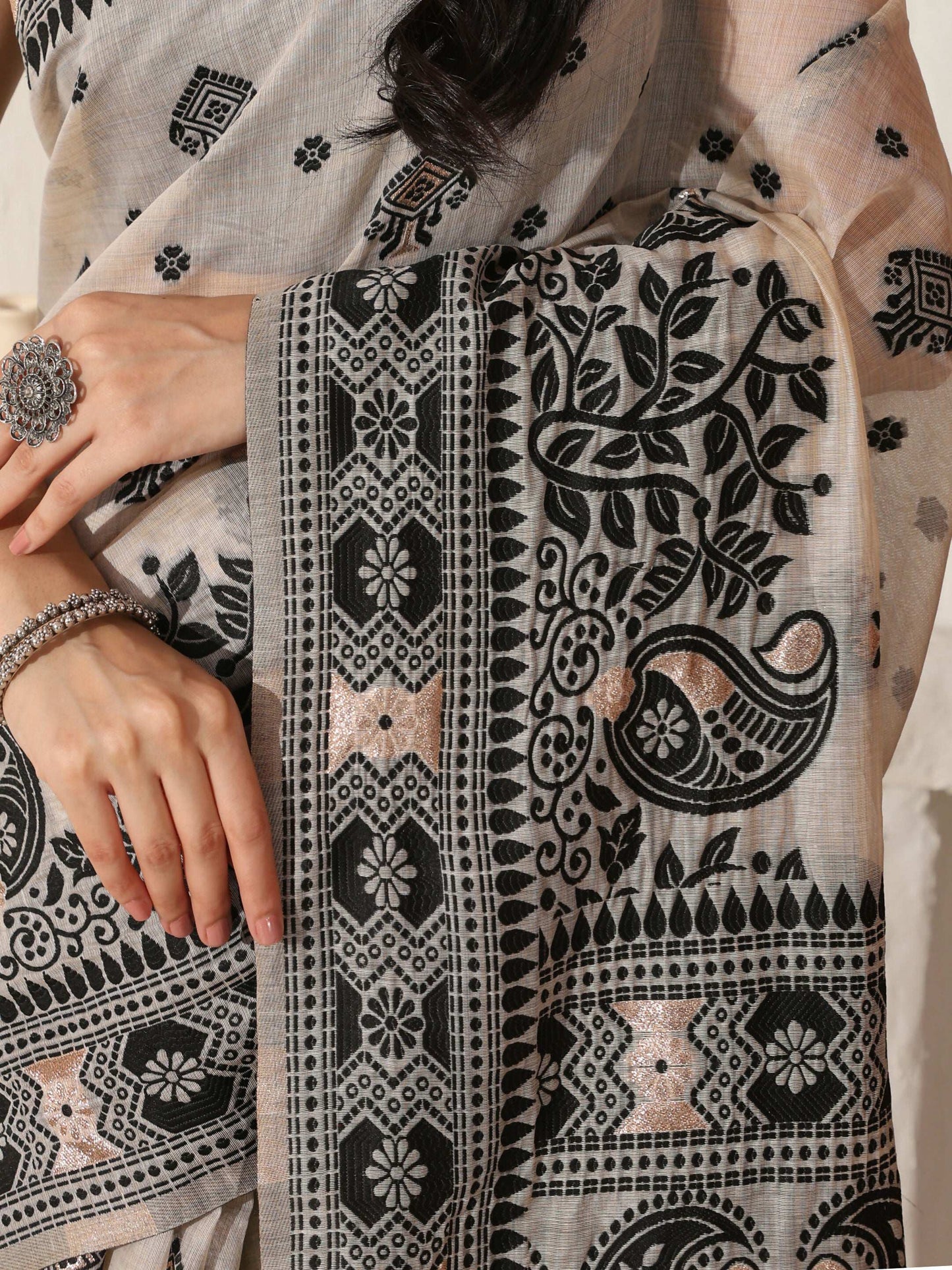 Shree Shyam Fashion Linen Cotton Black & Cream Saree