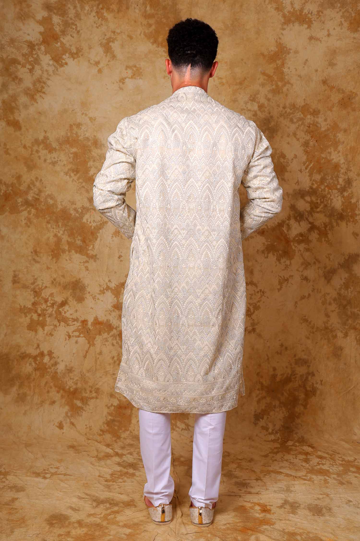 Bluesaanchi Zari Work Ivory Kurta with Trouser Pajama | Swadesiicart
