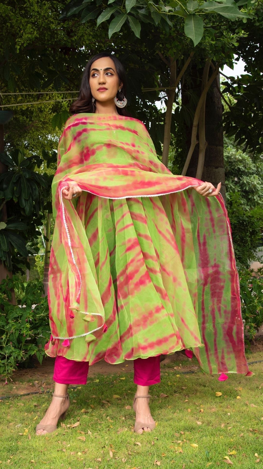 Pomcha Jaipur Tie And Dye Green Organza Anarkali Set | Swadesiicart