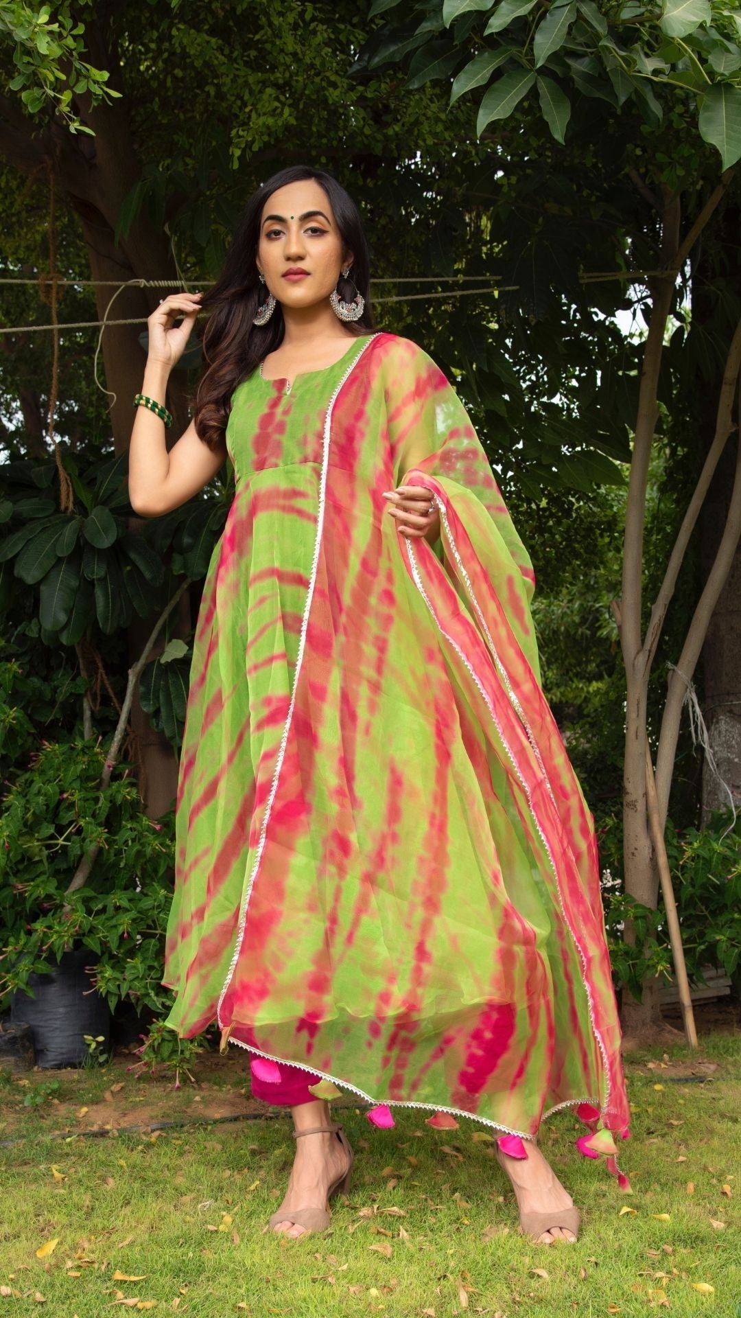Pomcha Jaipur Tie And Dye Green Organza Anarkali Set | Swadesiicart