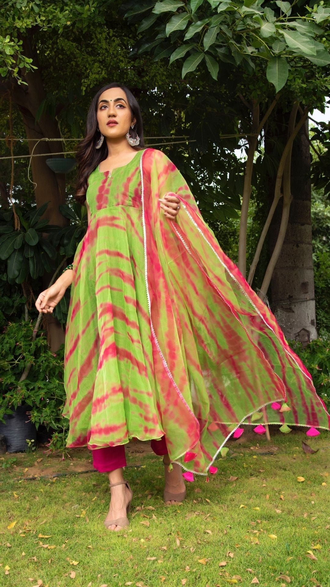 Pomcha Jaipur Tie And Dye Green Organza Anarkali Set | Swadesiicart