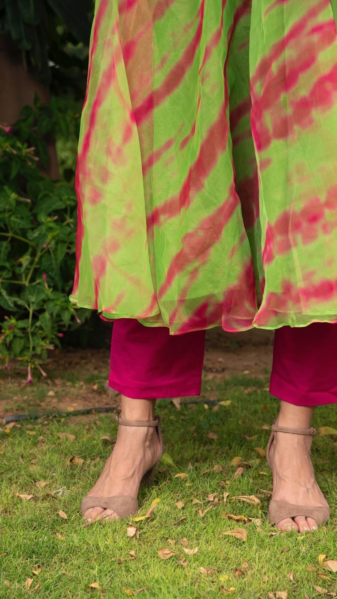 Pomcha Jaipur Tie And Dye Green Organza Anarkali Set | Swadesiicart