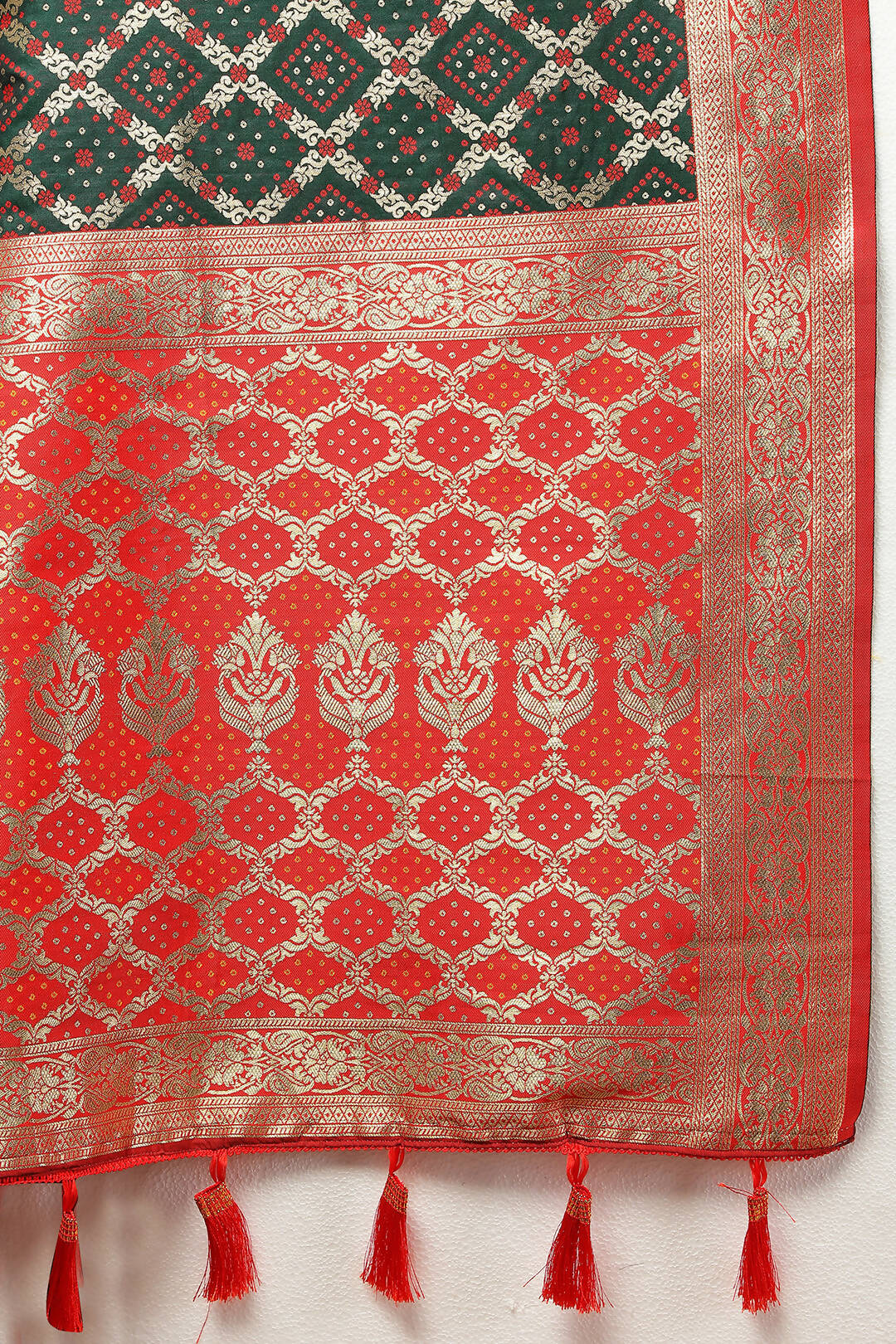 Lorenvalley Fashion Green & Red Patola Silk Woven Design Meenakari Weaving Saree - Swadesiicart