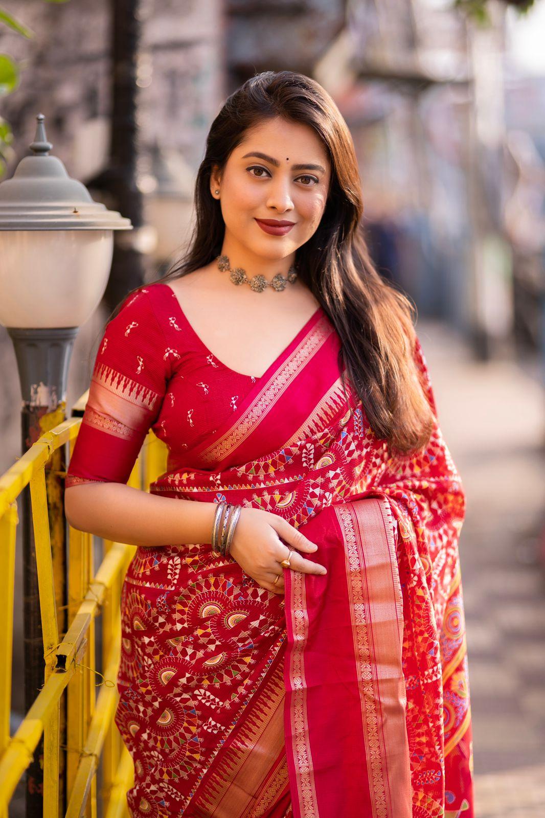 Red Cotton Crepe Zari Woven Saree with Unstitched Blouse - Hiral Fashion | Swadesiicart