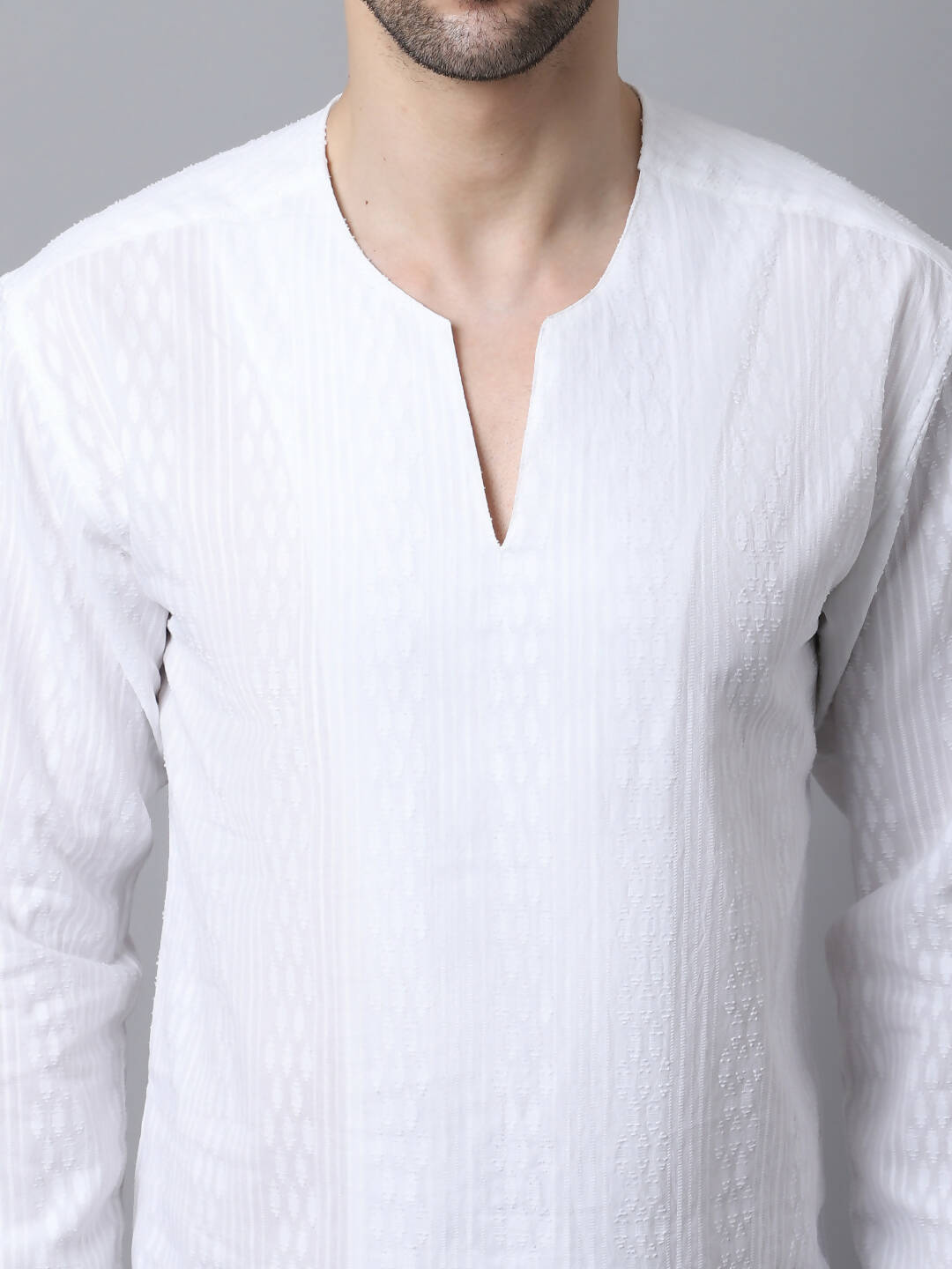 Even Apparels White Pure Cotton Embroided Men's Kurta | Swadesiicart
