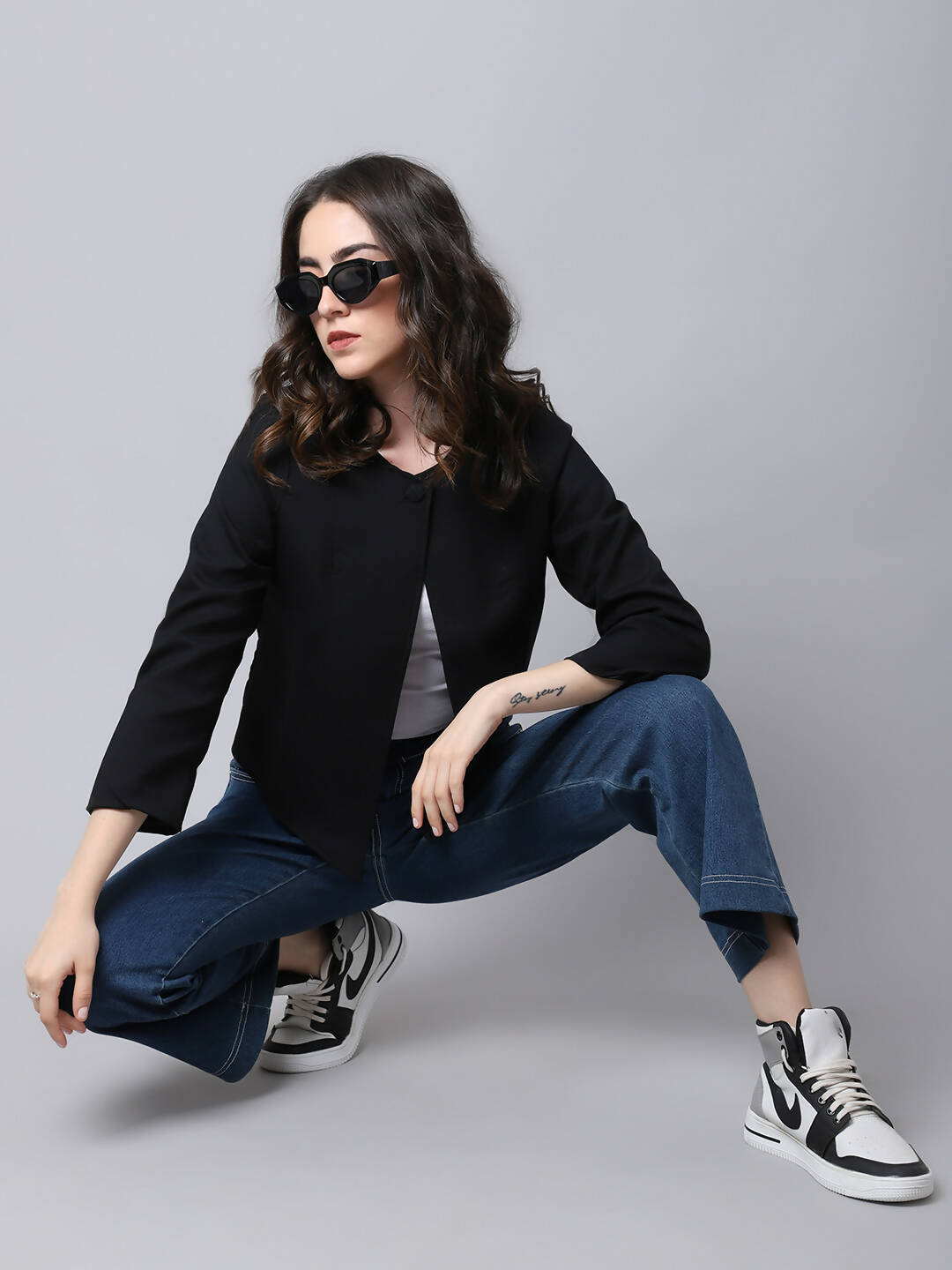 Even Apparels Black Linen Cotton Open Front Statement Women's Jacket | Swadesiicart