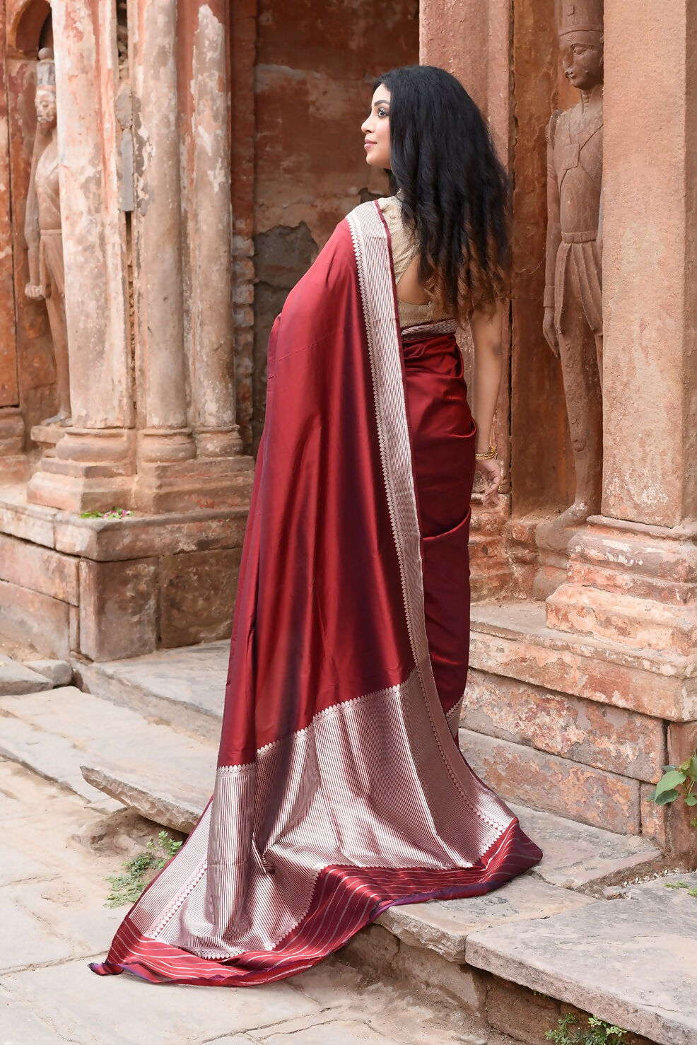 Joban Fashion Maroon Red Colour Banarasi Katan Pure Handloom Banarasi Silk Saree | Swadesiicart