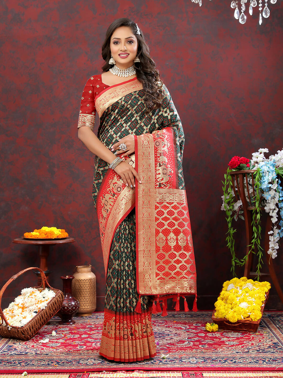 Lorenvalley Fashion Green & Red Patola Silk Woven Design Meenakari Weaving Saree - Swadesiicart