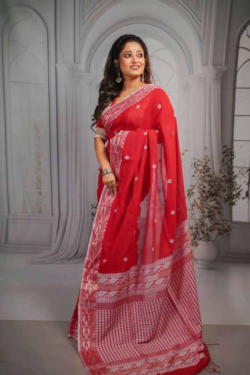 Exclusive Collection Beautiful Pure Cotton Hand Weaving Handloom Saree With Running Blouse Piece - Swadesiicart