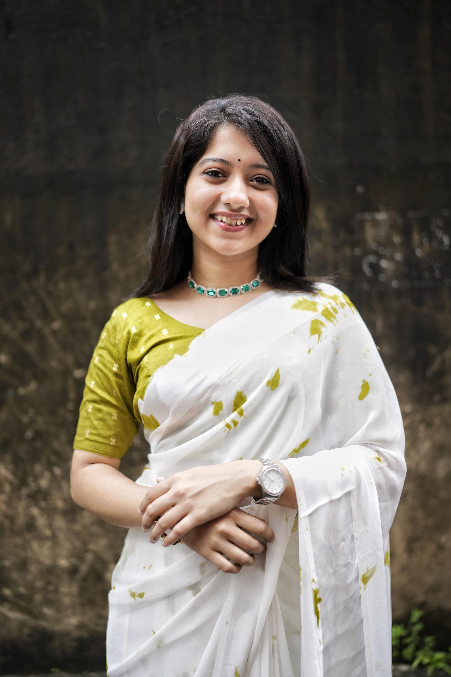 Mehndi Poly Georgette Tie and Dye Saree with Unstitched Blouse - Hiral Fashion | Swadesiicart