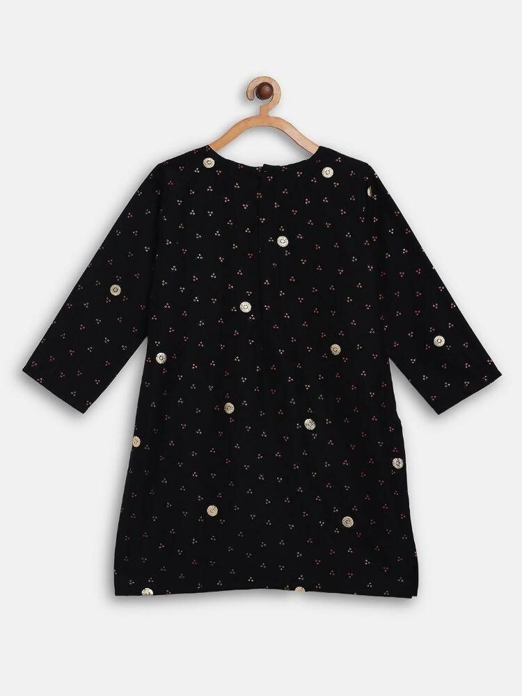 Ahalyaa Black Crepe Kids Kurta Pants With Dupatta For Girls | Swadesiicart