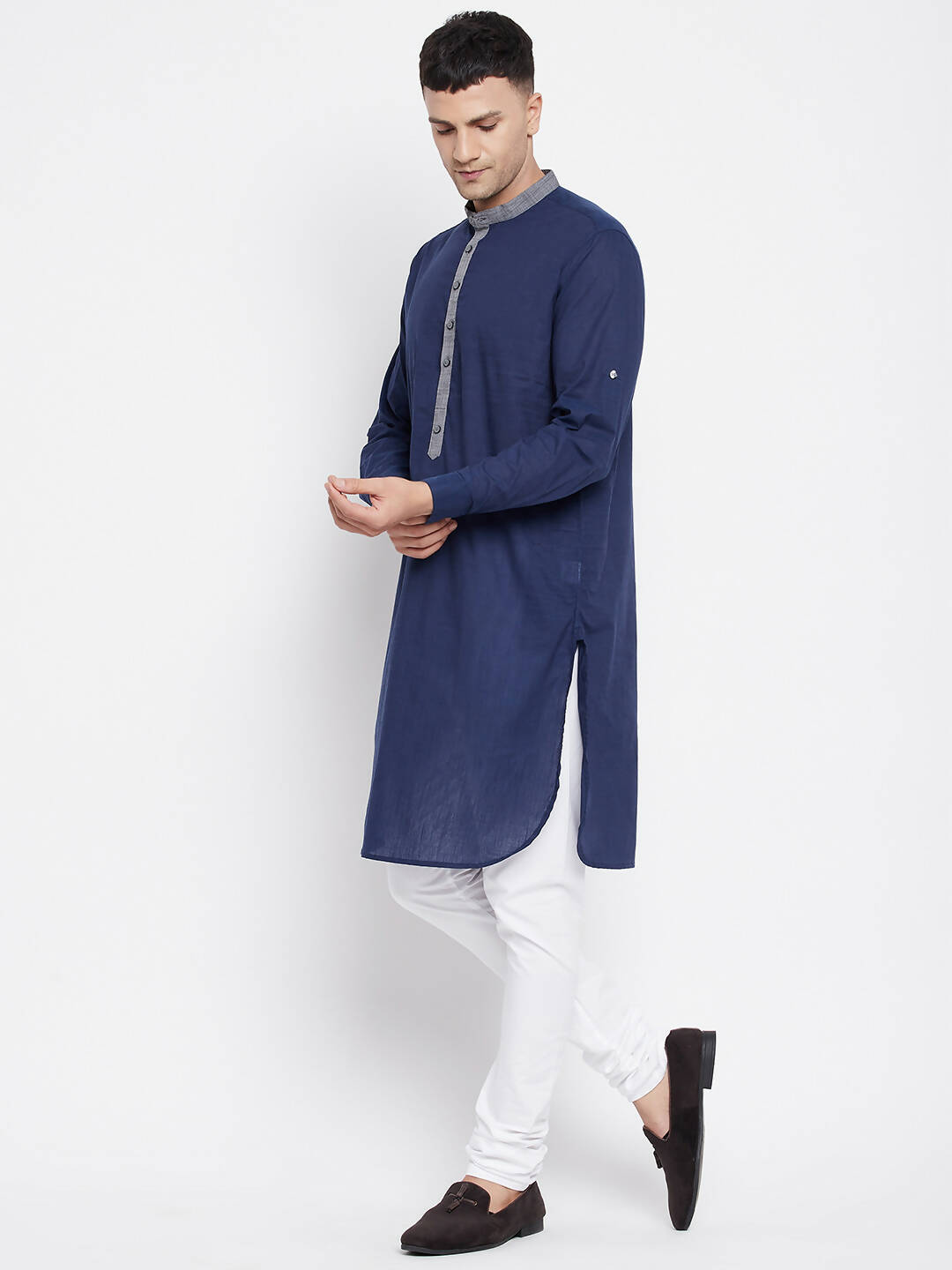 Even Apparels Blue Pure Cotton Men's Kurta With Contrast Collar And Placket | Swadesiicart