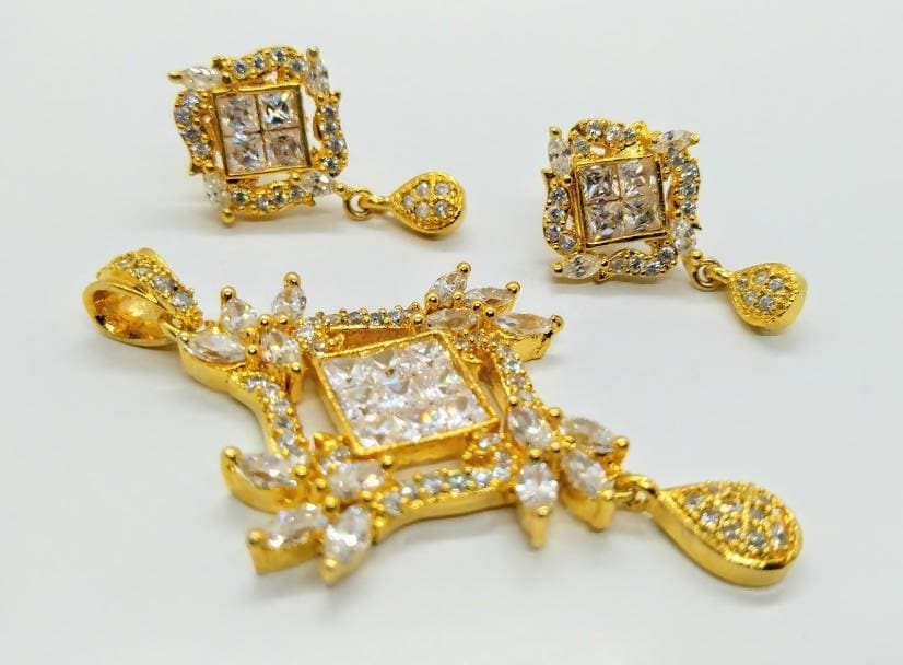 White AD Designer Cute Pendant Set | Swadesiicart