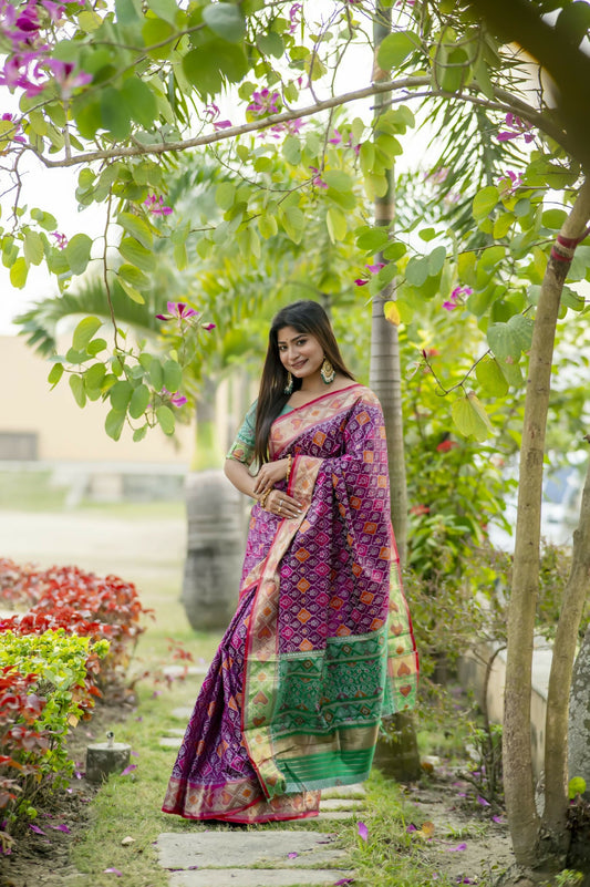 Vishnu Weaves Women's Wine Banarasi Silk Saree with Blouse - Swadesiicart