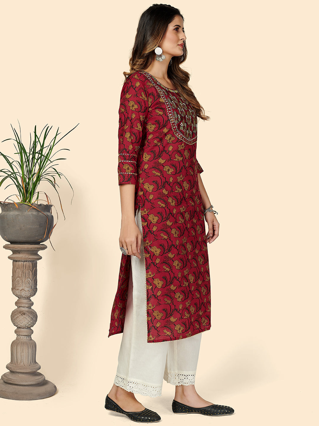 NOZ2TOZ Women's Printed & Embroidered Straight Cotton Red Stitched Kurta - Noz2Toz