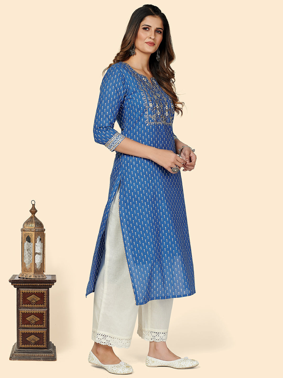 NOZ2TOZ Women's Printed & Embroidered Straight Cotton Blue Stitched Kurta - Swadesiicart