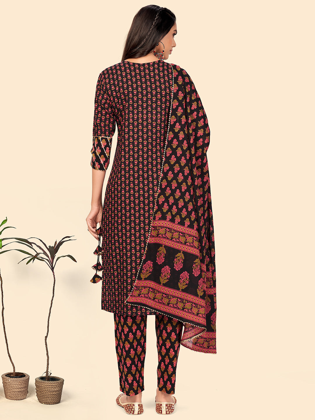 NOZ2TOZ Women's Print & Sequience Straight Cotton Black Stitched Kurta Pant With Dupatta - Swadesiicart