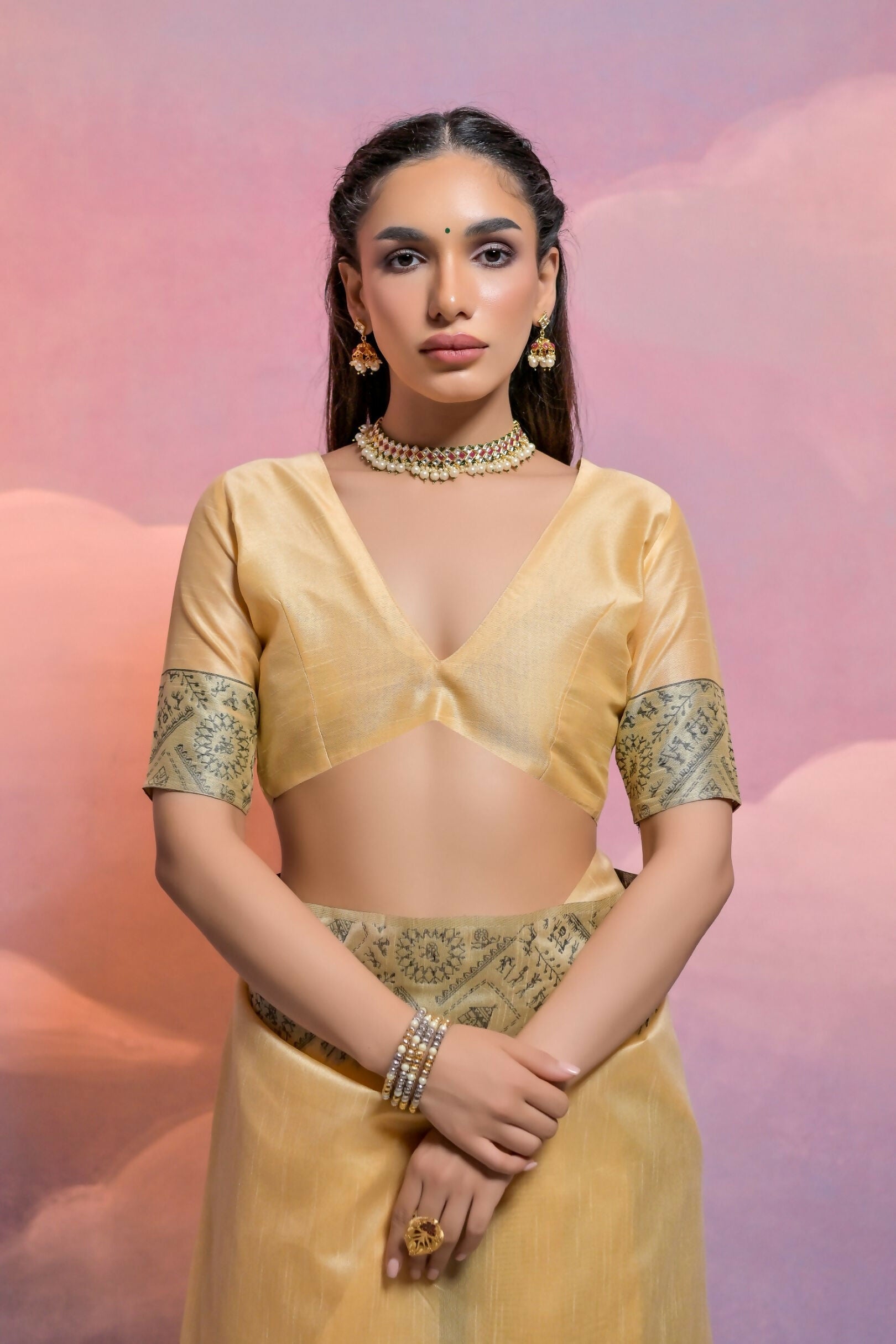 Vishnu Weaves Women's Cream Handloom Raw Silk Woven Border Saree with Blouse - Swadesiicart